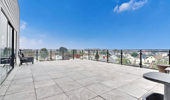 425 AVENUE C 504, Bayonne, NJ 07002