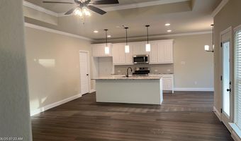 212 Navajo Trl, Alvarado, TX 76009