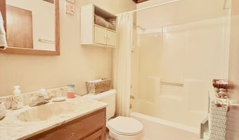 727 Donna Ave, Ashburn, GA 31714