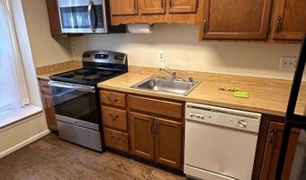756 N VERMONT St, Arlington, VA 22203