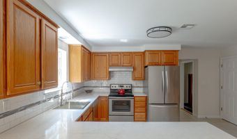 144 Lamsden Dr, Albrightsville, PA 18210