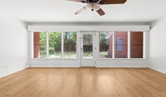 402 E Poplar St, Atmore, AL 36502