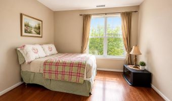 14241 KINGS CROSSING Blvd 311, Boyds, MD 20841