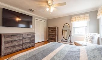 14 Wenscott Ln, North Providence, RI 02904