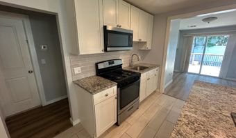 92 Woodland Dr, Aberdeen, NJ 07735