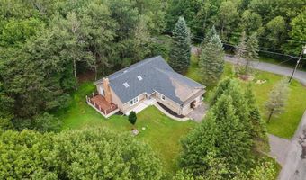 11 Potomac Ln, Albrightsville, PA 18210