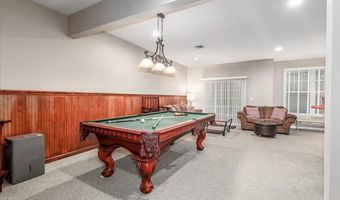 18 Lawrence Ave 18, Danbury, CT 06810