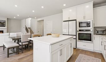 12725 SW MOORHEN Way, Beaverton, OR 97007