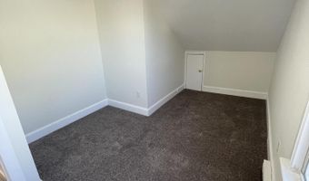 37 E Gloucester Pike 1, Barrington, NJ 08007