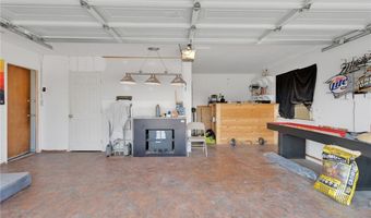 21111 Multnomah Rd, Apple Valley, CA 92308