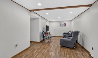 1140 Hillview Dr, Abingdon, VA 24210