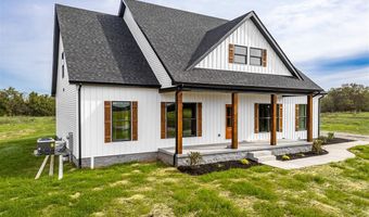 1216 Montgomery Rd, Auburn, KY 42206