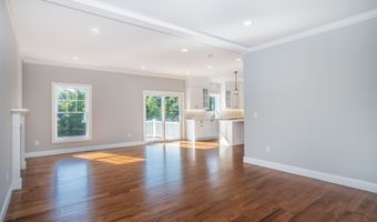 927 High Rd, Berlin, CT 06037