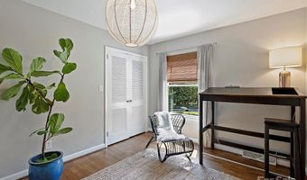 6334 Fair Valley Dr, Charlotte, NC 28226