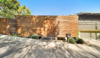 2522 Zorada Dr, Los Angeles, CA 90046