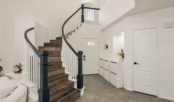 8610 E Silver Rdg, Anaheim, CA 92808