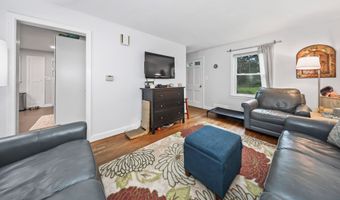 124 Blackberry Hill Rd, Beacon Falls, CT 06403