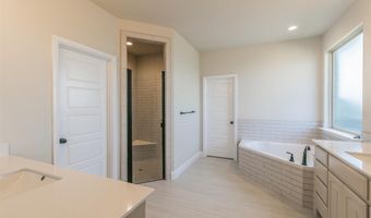 213 Navajo Trl, Alvarado, TX 76009