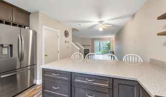 4 Vista Dr 101, Ashland, NH 03217