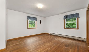1 Woodland Cir, Bow, NH 03304