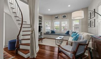 50 Lee Ave, Newport, RI 02840