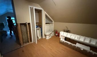 32 Hopkins Ter, Cumberland, RI 02864