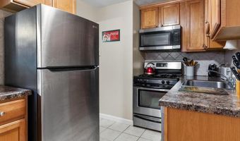 7 Wake Robin Rd 310, Lincoln, RI 02865