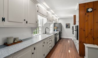 90-94 93 Upton Rd, Ashford, CT 06278