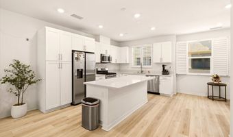 2953 W Lincoln Ave 4, Anaheim, CA 92801