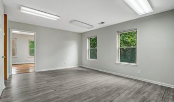 4324- B EVERGREEN Ln F2-2, Annandale, VA 22003