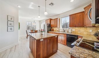 33389 S Coves Dr, Afton, OK 74331