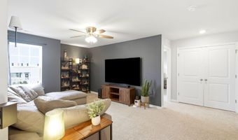 102 Windjammer Dr, Barnegat, NJ 08005