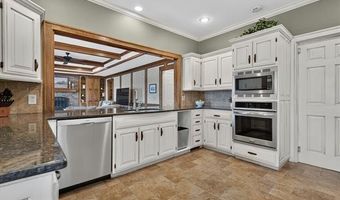 2508 Glynnwood Ln, Bartlesville, OK 74006