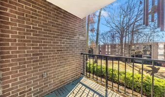 3316 WOODBURN VILLAGE Dr 12, Annandale, VA 22003