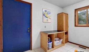 17520 Snow Crest Ln, Anchorage, AK 99516