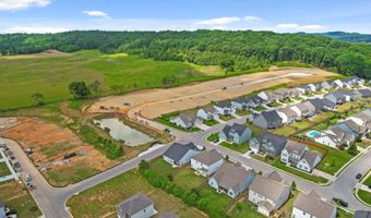 10784 Prairie Lake Dr, Apison, TN 37302