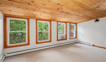 87 Jackson Schoolhouse Rd, Glocester, RI 02814