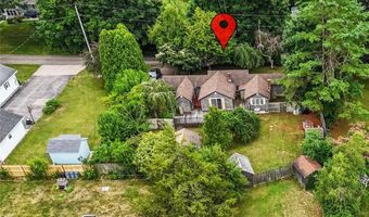 26 Thomas St, Charlestown, RI 02813