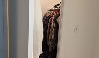 306 E Ludlow Dr Apt B, Avondale, AZ 85323
