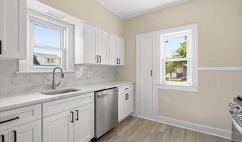 16 Roosevelt St, Albany, NY 12206