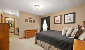 6575 Robin Hood Dr, Indianapolis, IN 46227