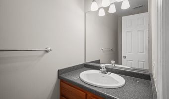 3077 Turnberry Ln, Ann Arbor, MI 48108