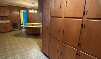 1085 Cherokee St, Biloxi, MS 39530