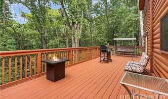 321 Grays Shadow Ln, Banner Elk, NC 28604