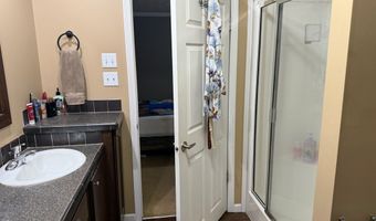 2298 Mountain View Pkwy, Alderson, WV 24910