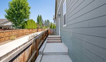 2044 NE Altura Dr, Bend, OR 97701