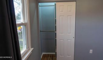 6 Reno Ct, Barnegat, NJ 08005