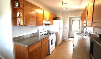 8926 Lake Shore Rd, Angola, NY 14006