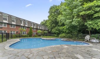34 A Padanaram Rd 127, Danbury, CT 06811