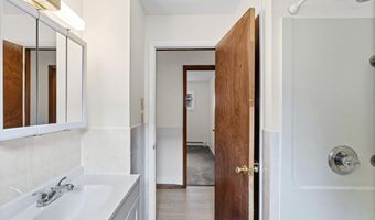 22 View Ave, Albany, NY 12209